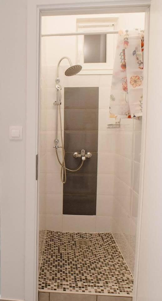5 Bedrooms With Ac In Center * Budapest