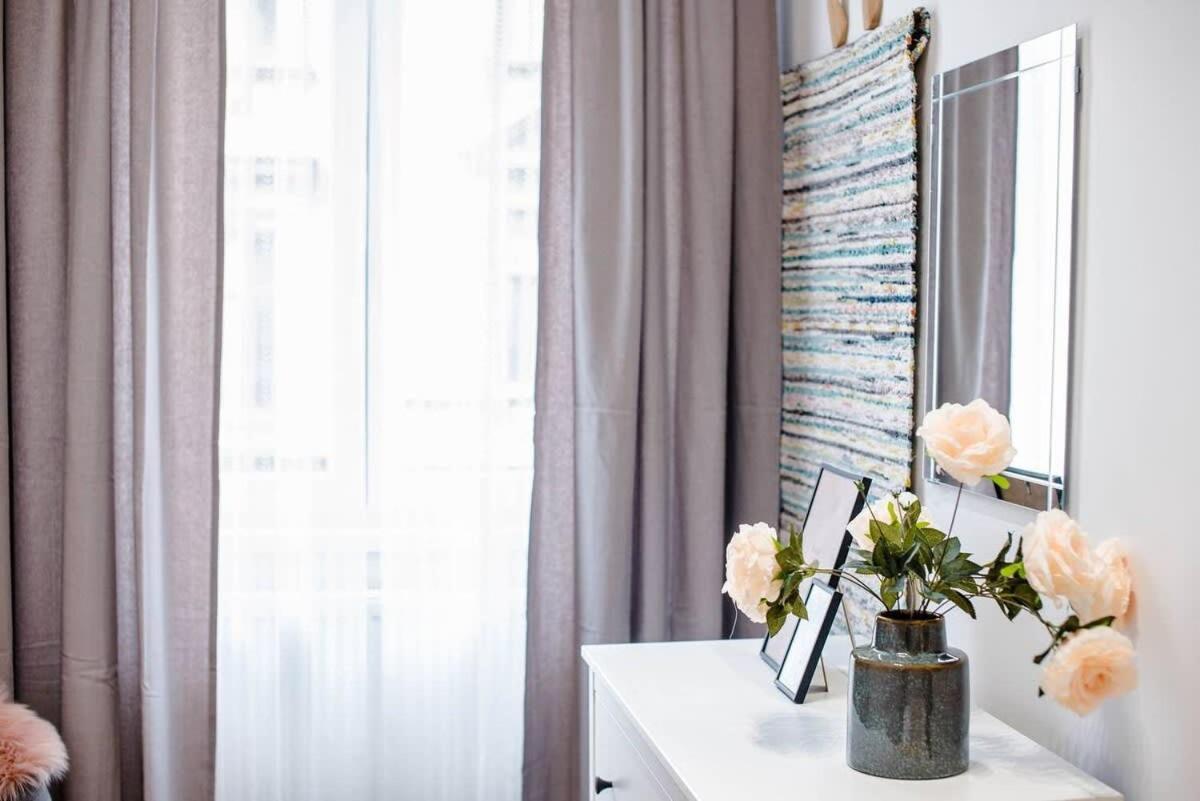 Apartment 5 Bedrooms With Ac In Center Budapest