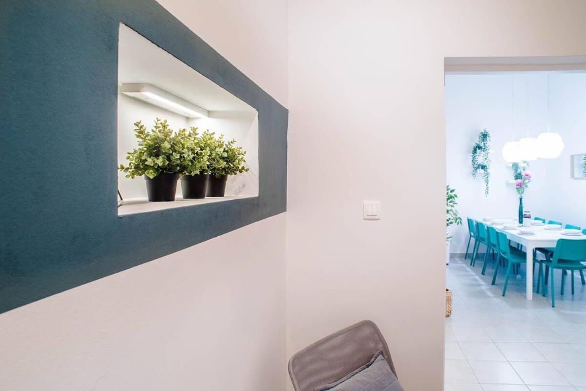 5 Bedrooms With Ac In Center *